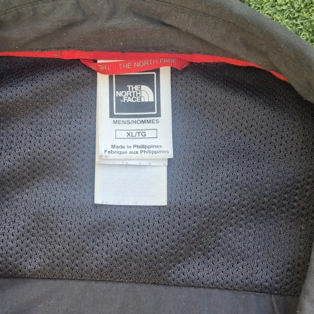 The‎ North Face Shirt Men's Size XL Gray Botton Up Short Sleeve